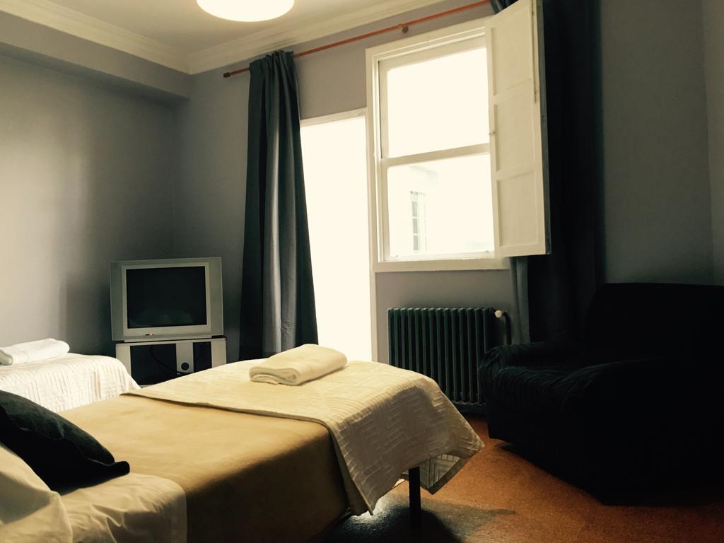 Apartment Lugo Rooms ภายนอก รูปภาพ